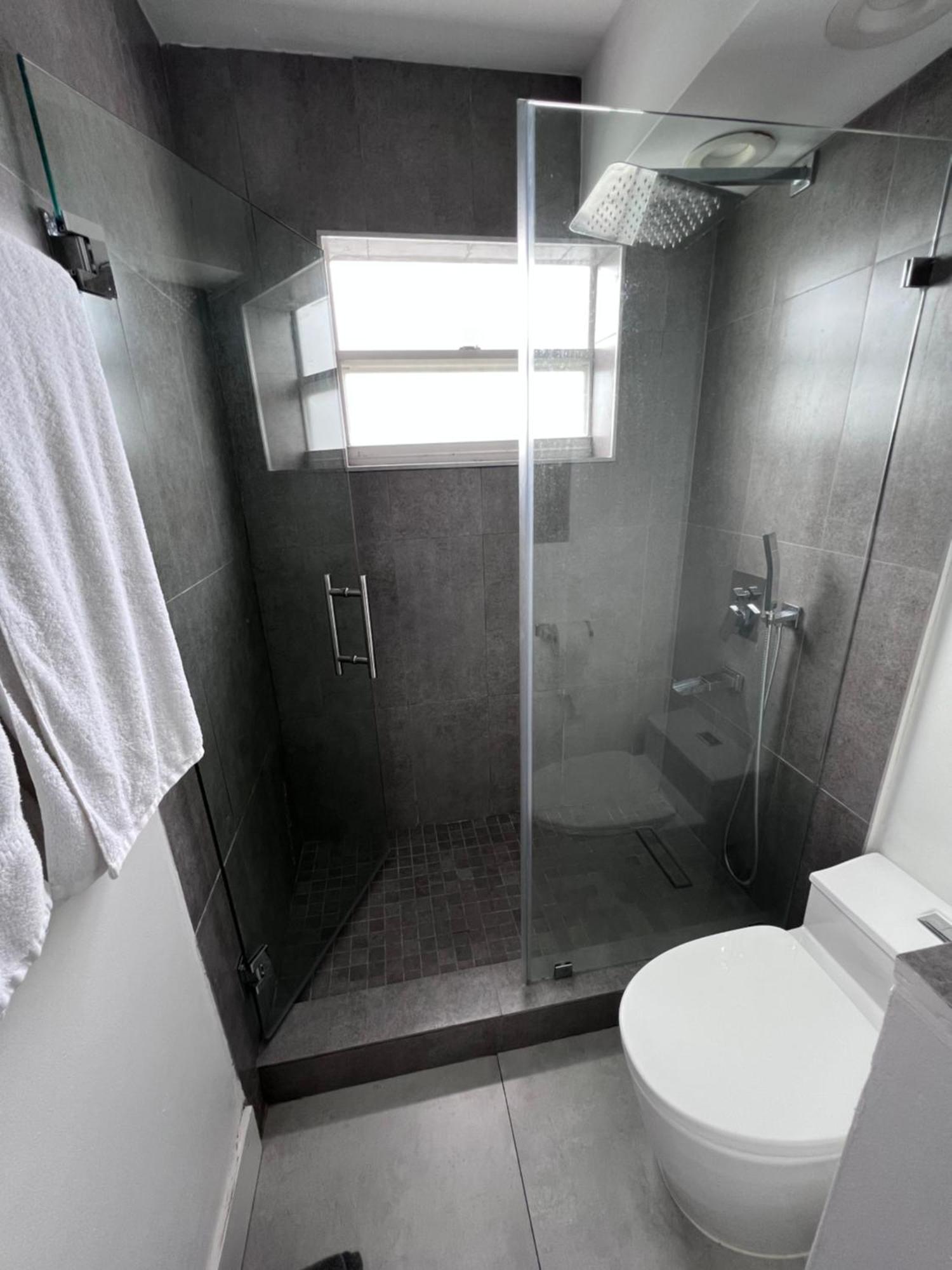 Unique Water Views, Free Parking 1Bed 1 Bath Rooffornomads 416 Apartment Miami Beach Bagian luar foto